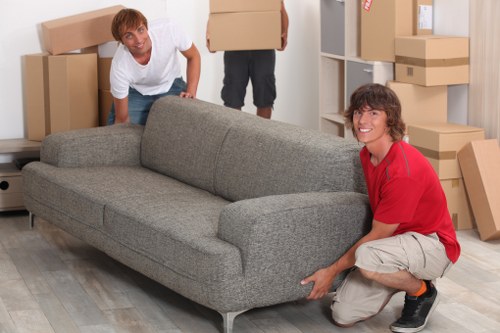 Strong moving boxes and wrapping materials for Hornsey households and businesses