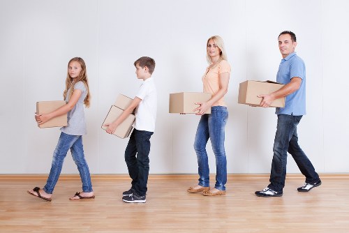 Hornsey property access and loading challenges for van moves